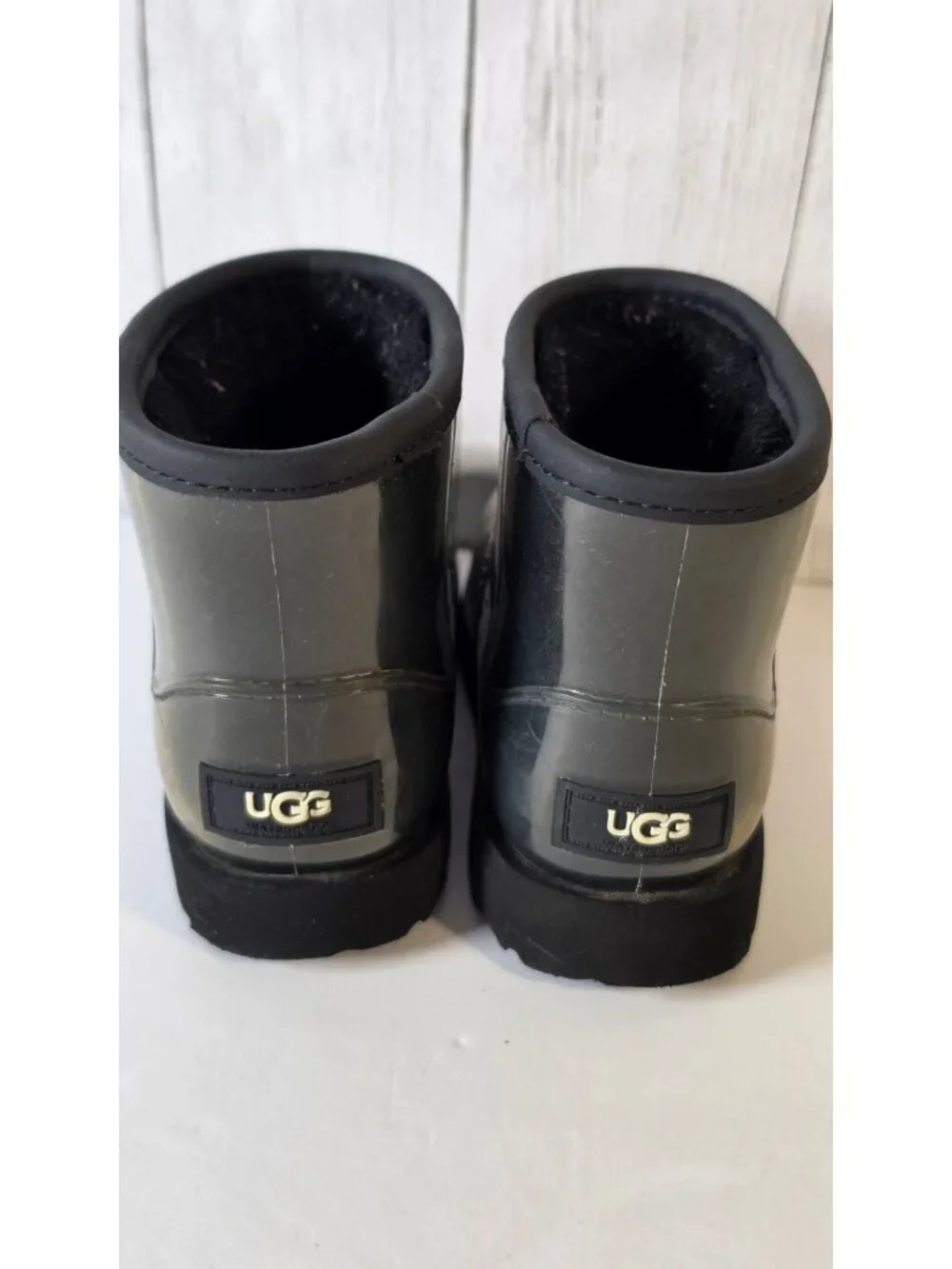 UGG CLASSIC CLEAR MINI BLACK BOOTS TODDLER SIZE 10 T WATERPROOF WINTER RAIN fuzz